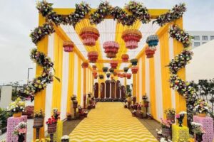 wedding aisle flowers