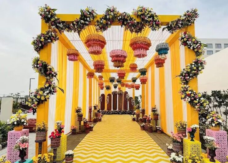 wedding aisle flowers