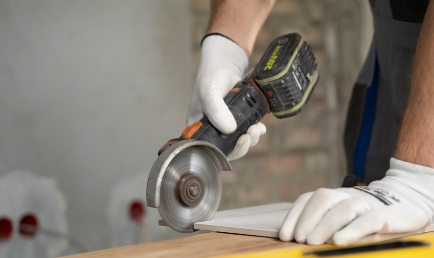 Tile Cutting Machines Improve Finish Quality