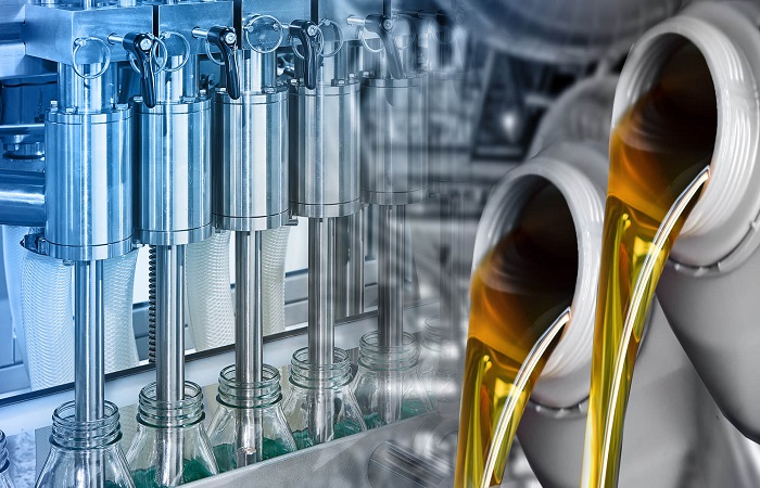 Liquid filling machine