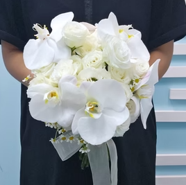 Bridal Bouquet in singapore by well live florist