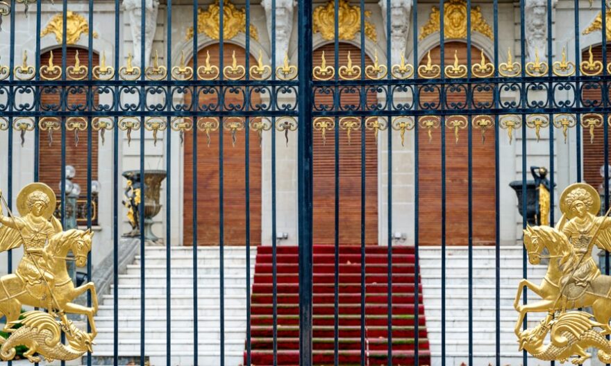 Metal Door Gate Singapore Solutions for Long-Term Durability