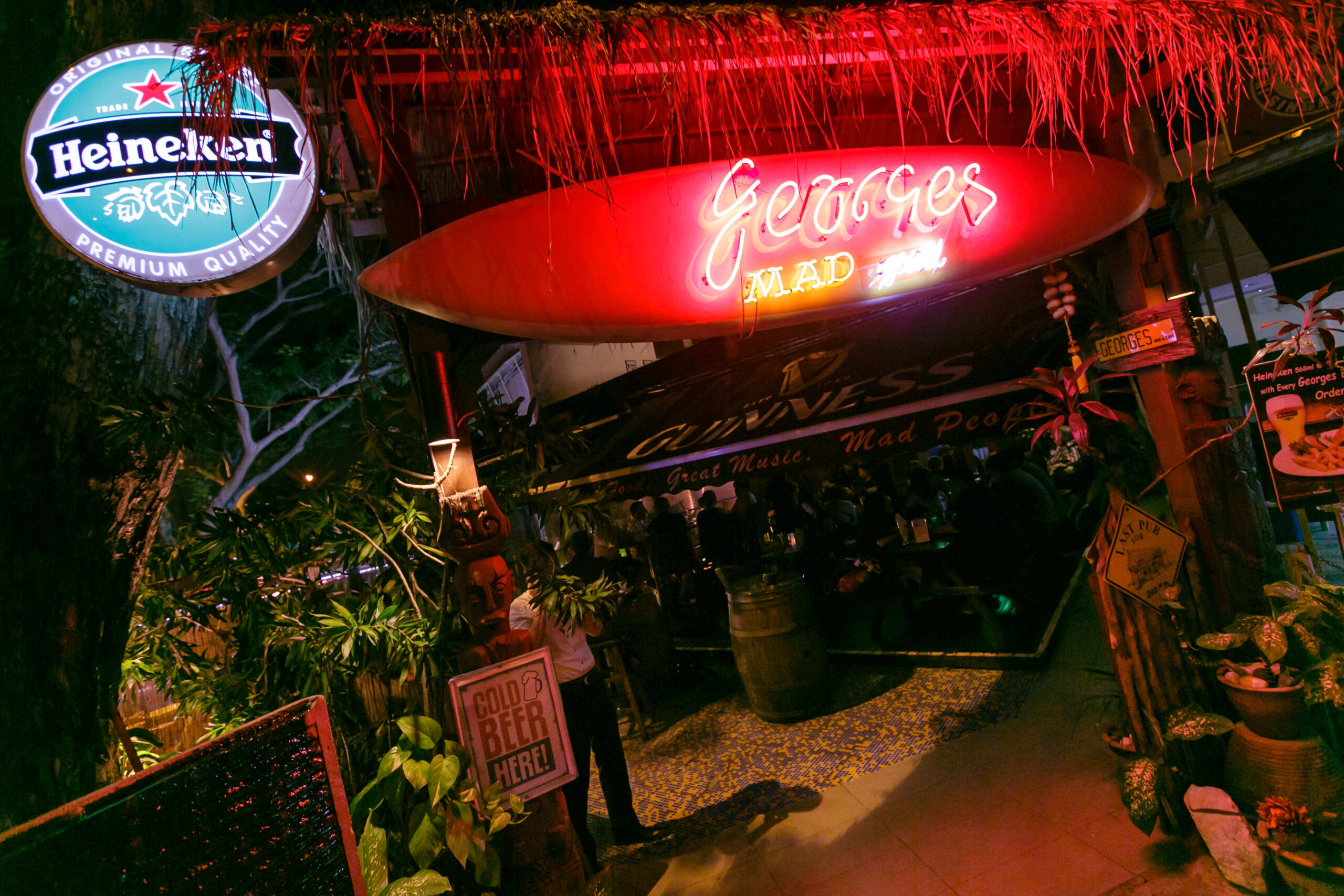 sports bar in Singapore