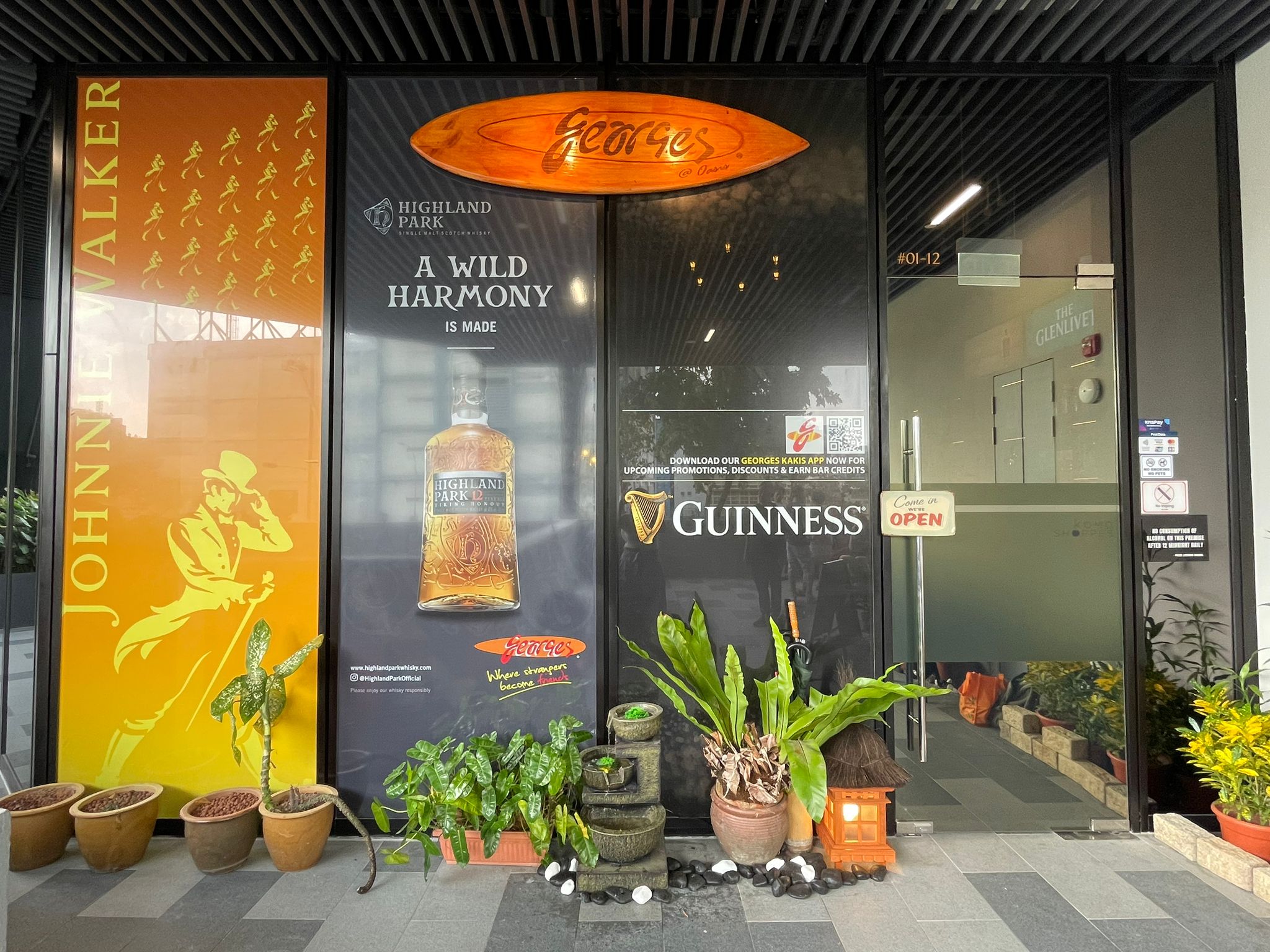 sports bar singapore